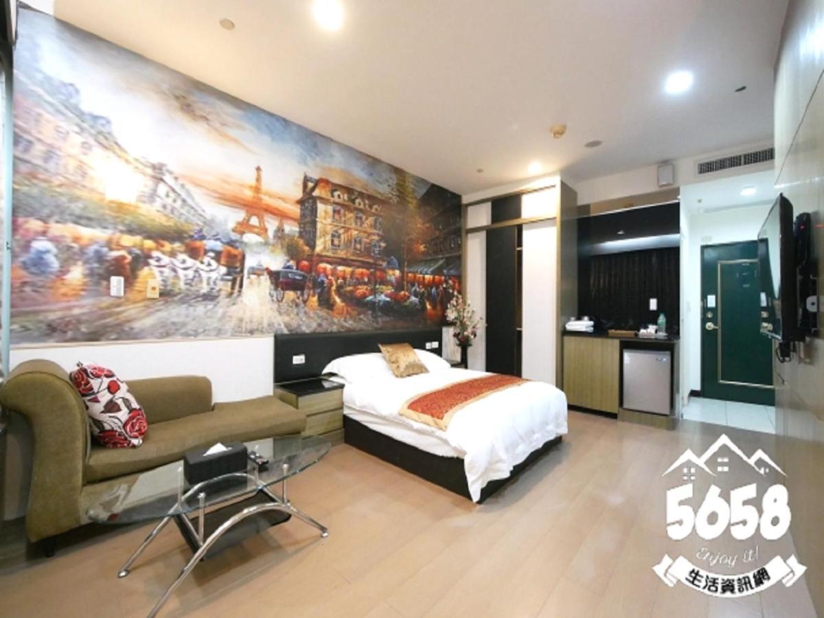 85 Season Apartamento Kaohsiung Exterior foto