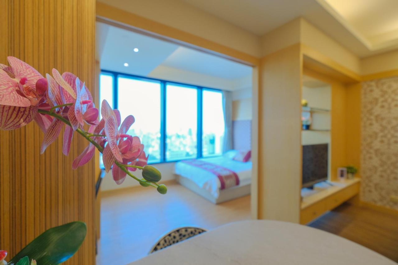 85 Season Apartamento Kaohsiung Exterior foto
